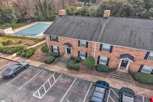 $225,000 | 925 Cleveland Street, Unit 55, Greenville, SC 29601
