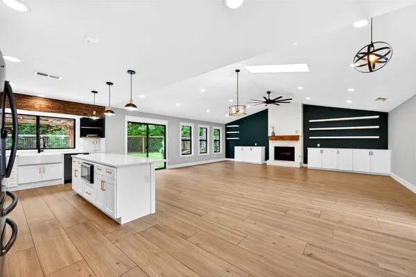 $735,000 | 6703 Danwood Drive, Austin, TX 78759