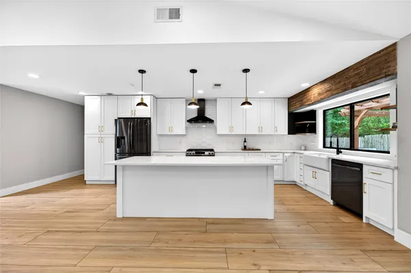 $735,000 | 6703 Danwood Drive, Austin, TX 78759