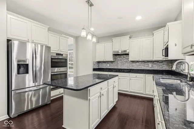 $545,000 | 7010 Scarborough Drive, Columbus, IN 47201