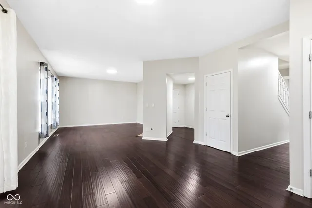 $545,000 | 7010 Scarborough Drive, Columbus, IN 47201