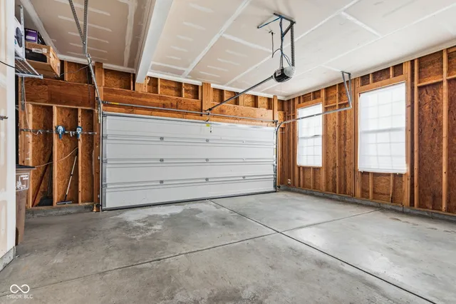 $545,000 | 7010 Scarborough Drive, Columbus, IN 47201