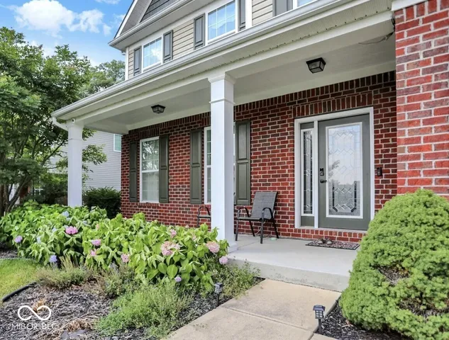 $545,000 | 7010 Scarborough Drive, Columbus, IN 47201