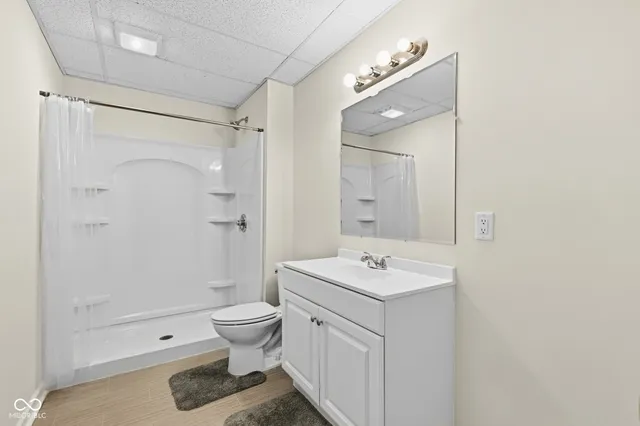 $545,000 | 7010 Scarborough Drive, Columbus, IN 47201