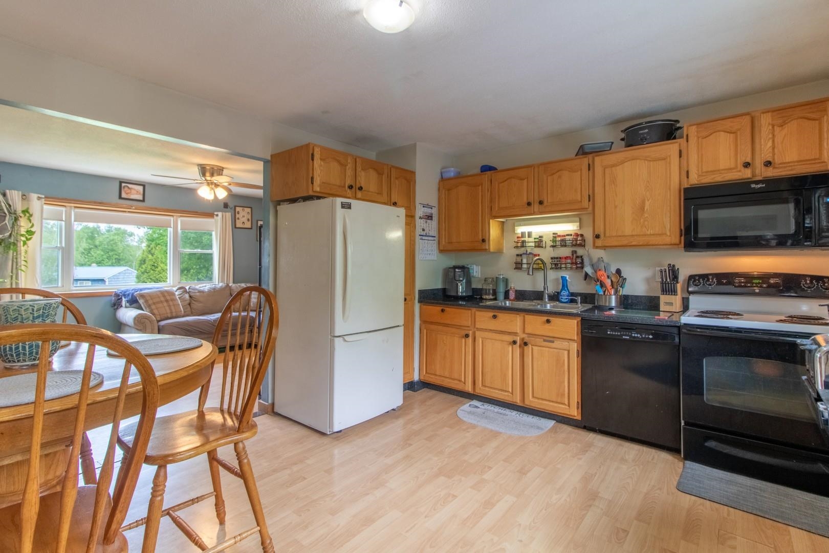 115 Scottsdale Road Newport, VT 05855 - Photo 9 of 42