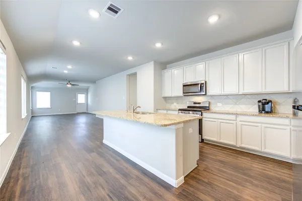 $2,100 | 21414 Hawthorn Harvest Circle, Cypress, TX 77433