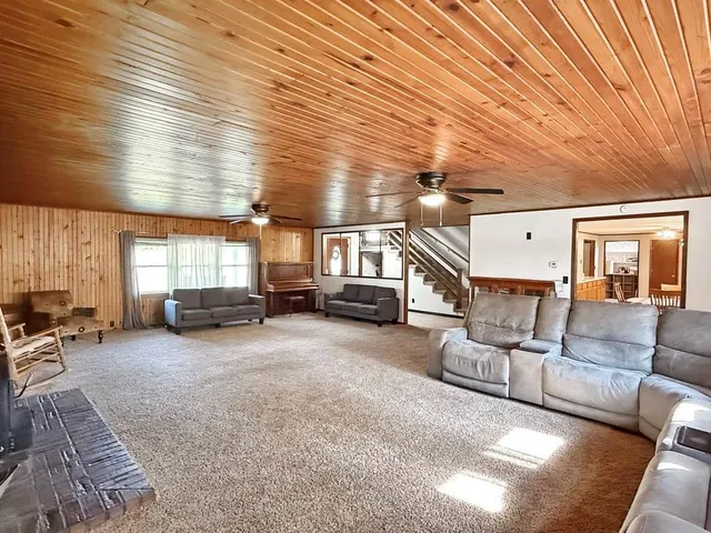 $314,900 | 14562 South 3rd Street, Stockton, MO 65785