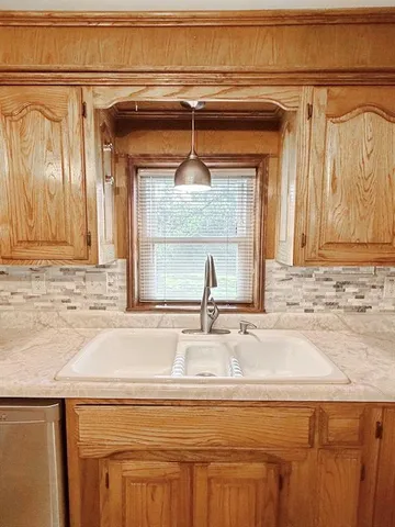 $314,900 | 14562 South 3rd Street, Stockton, MO 65785