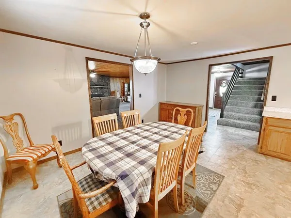 $309,000 | 14562 South 3rd Street, Stockton, MO 65785