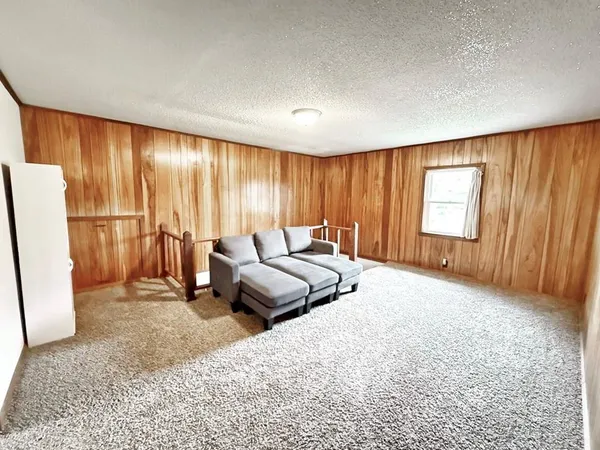 $309,000 | 14562 South 3rd Street, Stockton, MO 65785