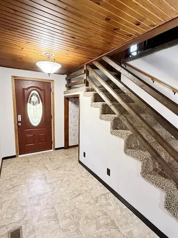 $314,900 | 14562 South 3rd Street, Stockton, MO 65785