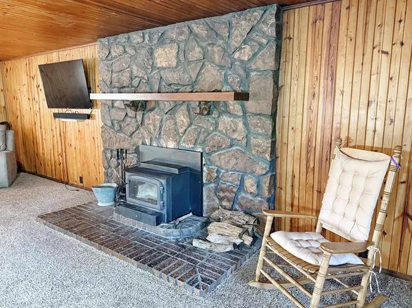 $309,000 | 14562 South 3rd Street, Stockton, MO 65785