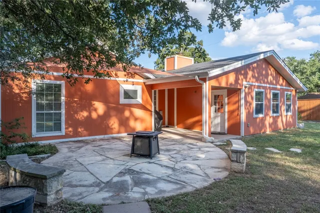 $400,000 | 2107 Emerald Isle Drive, Leander, TX 78641