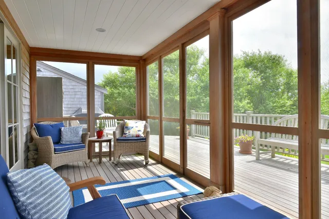$4,595,000 | 11 Columbus Avenue, Nantucket, MA 02554