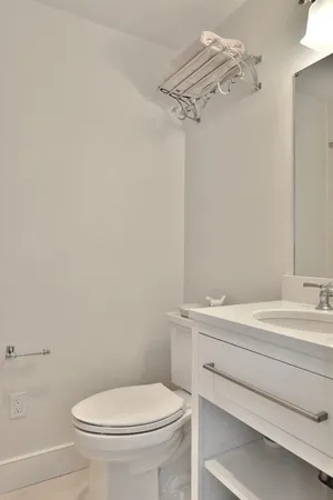 $4,595,000 | 11 Columbus Avenue, Nantucket, MA 02554