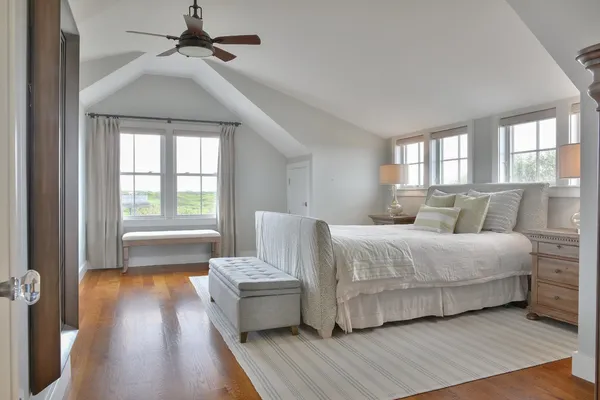 $4,595,000 | 11 Columbus Avenue, Nantucket, MA 02554