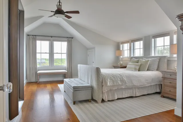 $4,595,000 | 11 Columbus Avenue, Nantucket, MA 02554