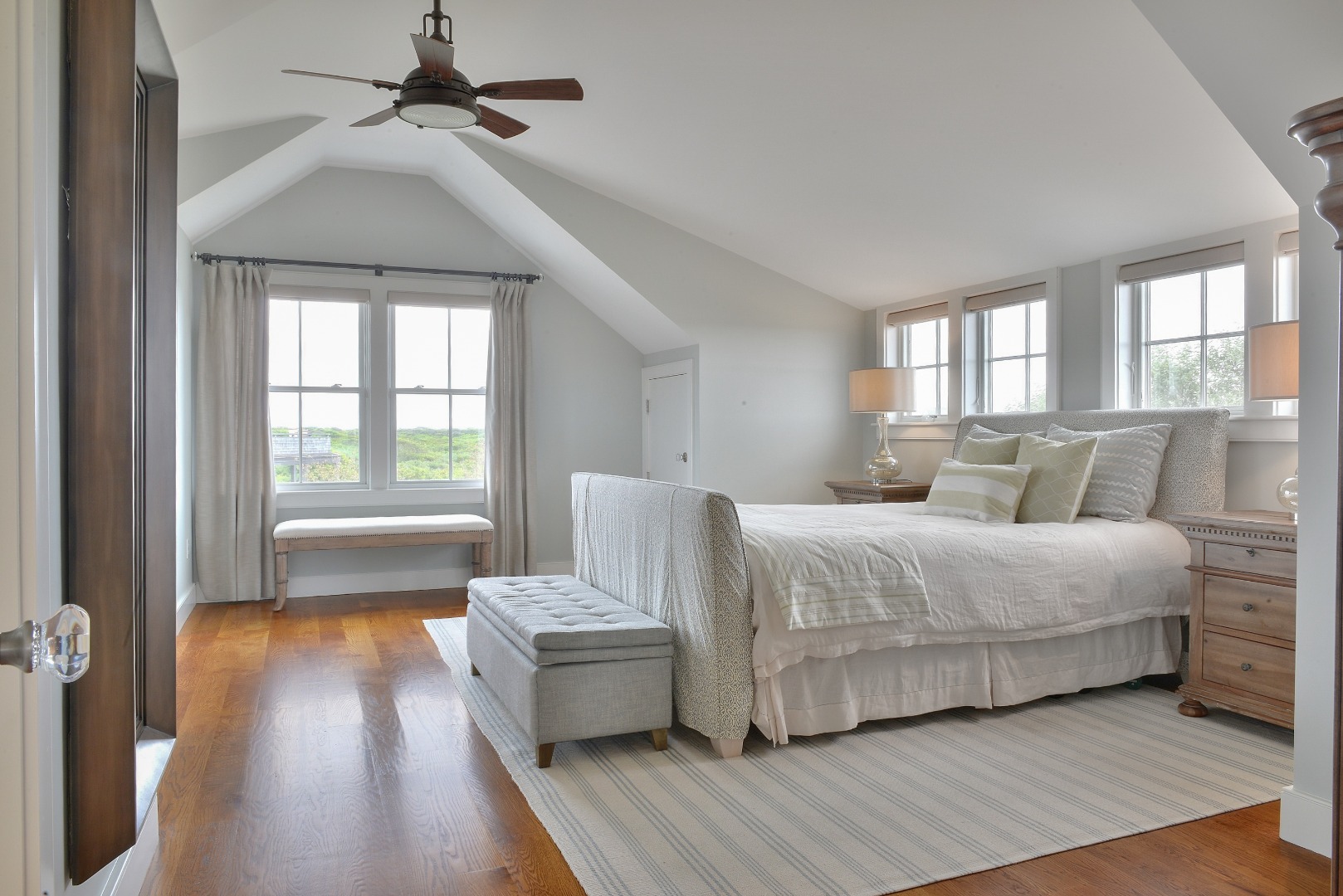 11 Columbus Avenue Nantucket, MA 02554 - Photo 31 of 42