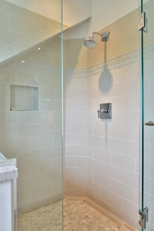 $4,595,000 | 11 Columbus Avenue, Nantucket, MA 02554