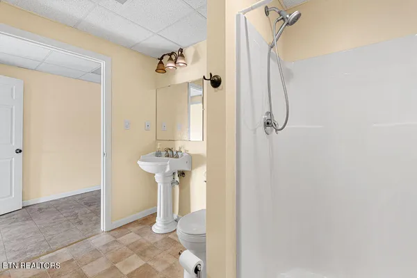 $375,000 | 116 Hightower Lane, Lenoir City, TN 37771