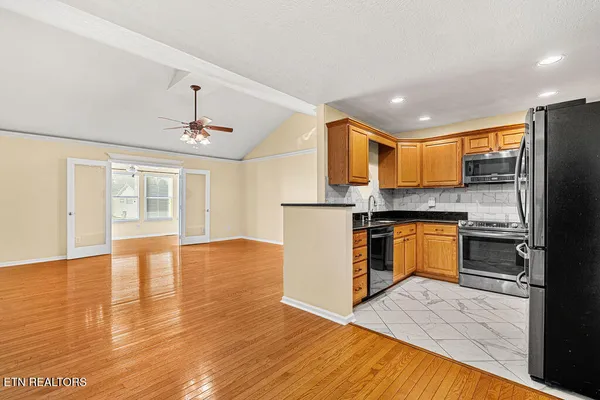 $375,000 | 116 Hightower Lane, Lenoir City, TN 37771