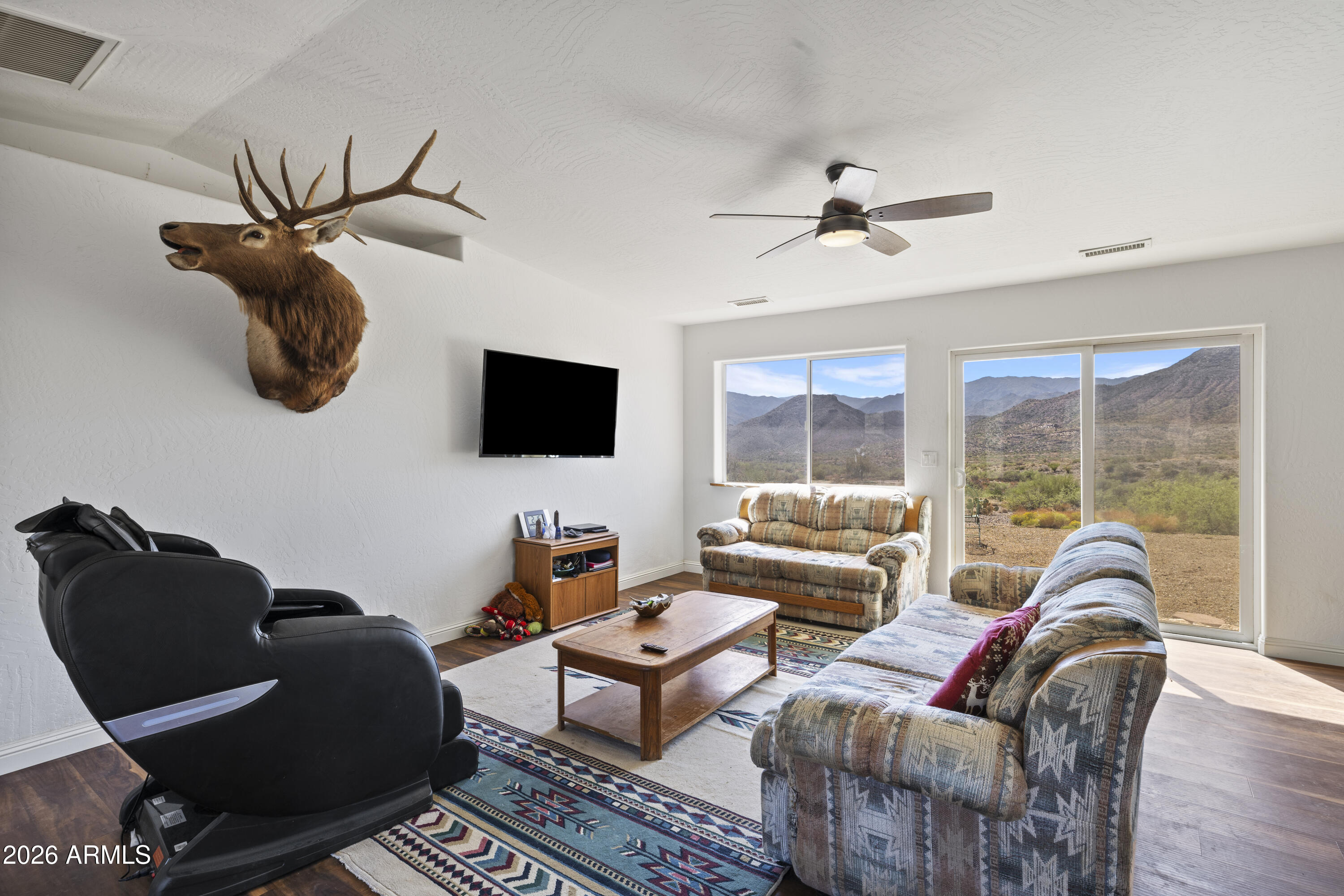 17200 South Dripping Springs Road Mayer, AZ 86333 - Photo 6 of 52 Living Room
