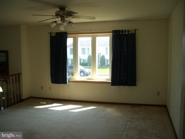 116 Robert Road Harrisburg, PA 17112 - Photo 3 of 6 Gallery Image 3