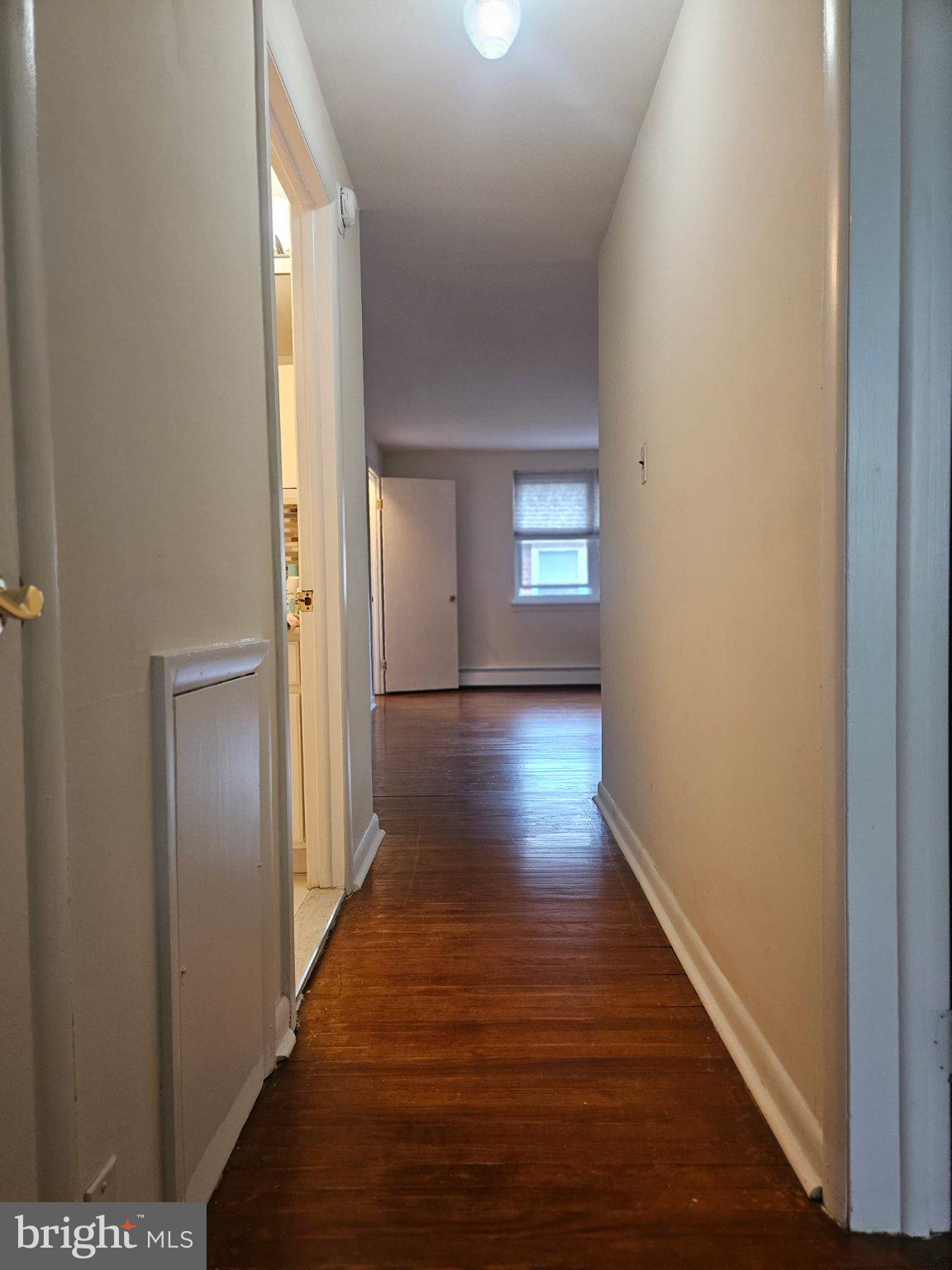 107 Rutgers Avenue, Unit F2 Swarthmore, PA 19081 - Photo 8 of 16 Hallway