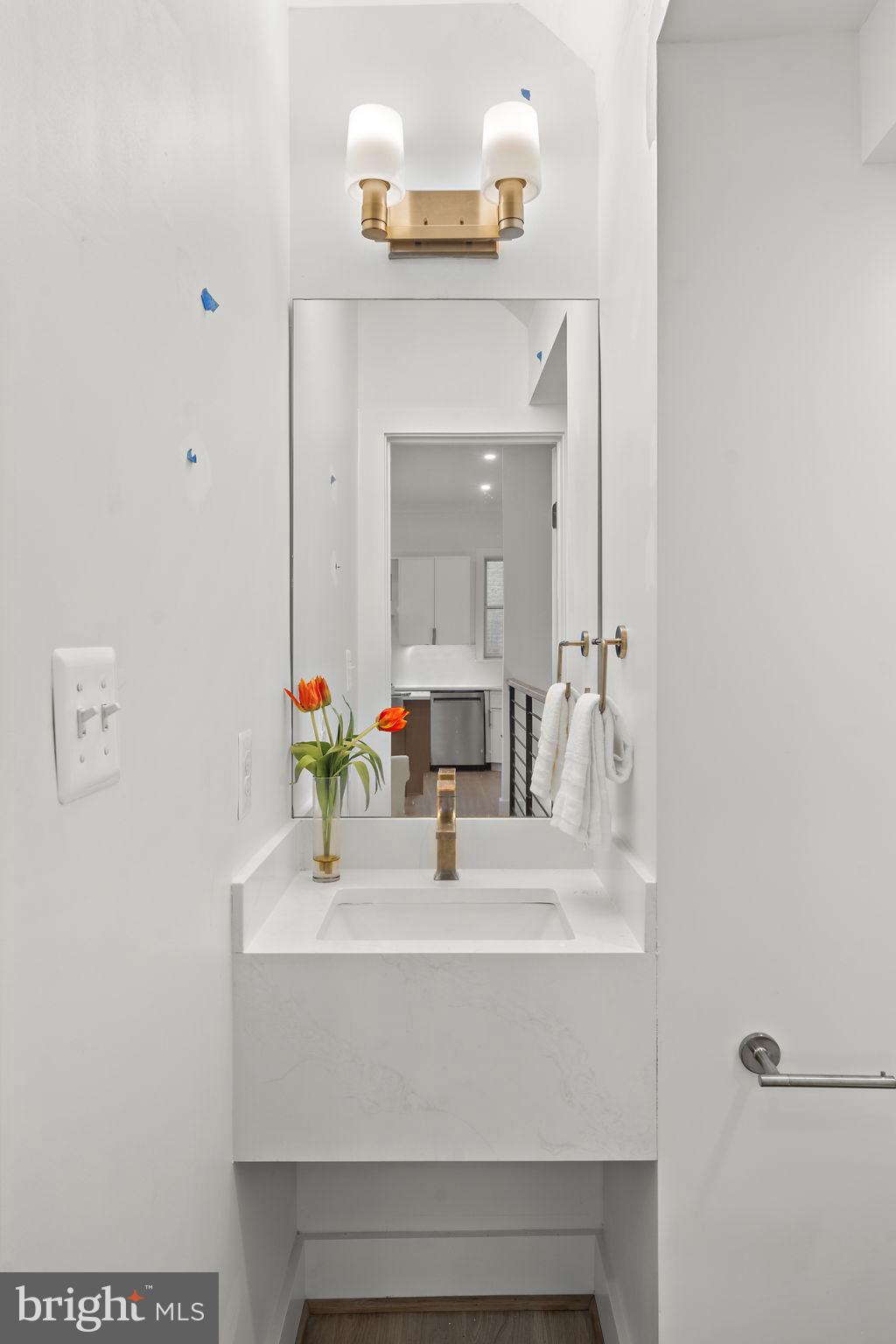 600 U Street Northwest Washington, DC 20001 - Photo 19 of 54 a bathroom with a sink and a mirror