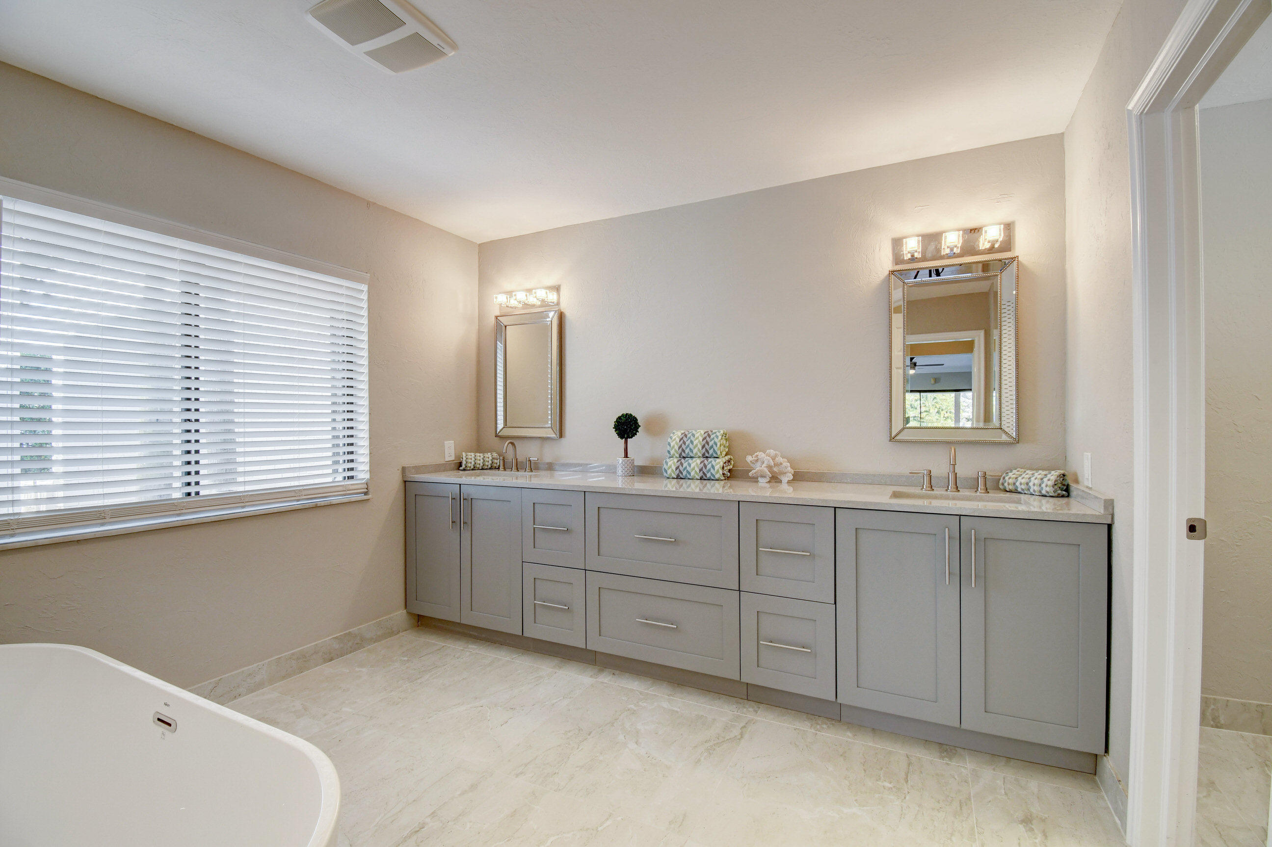 9305 Perth Road Lake Worth, FL 33467 - Photo 36 of 67 Dual vanity master bath