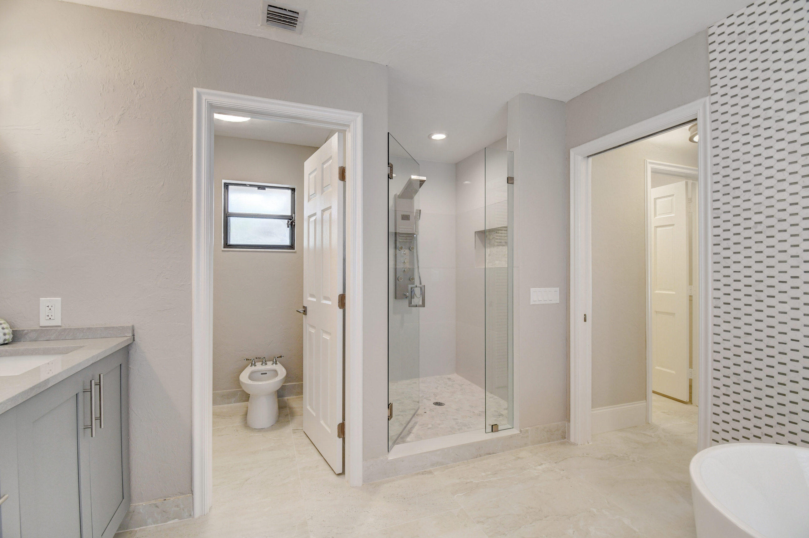 9305 Perth Road Lake Worth, FL 33467 - Photo 37 of 67 Master shower
