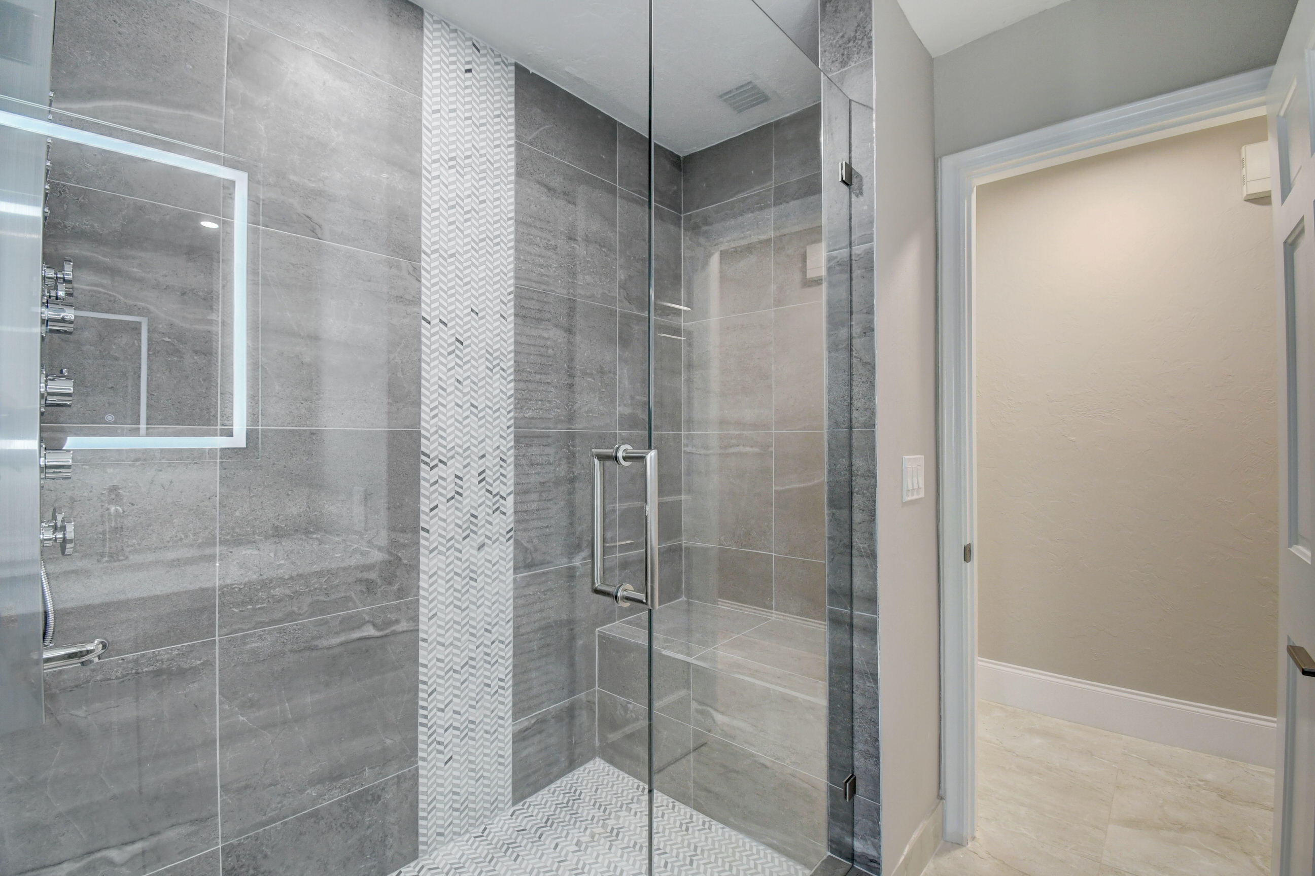 9305 Perth Road Lake Worth, FL 33467 - Photo 48 of 67 Cabana shower