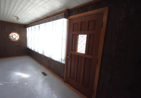 a view of an entryway