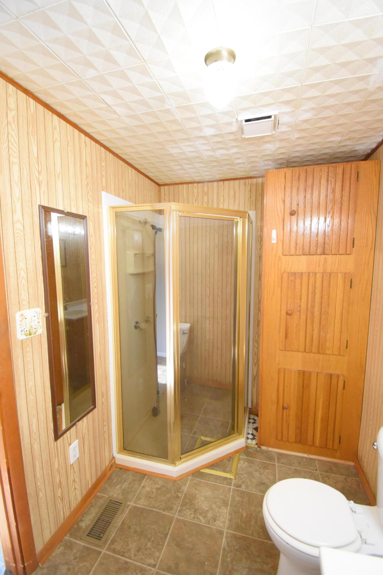 720 North Jefferson Street Rensselaer, IN 47978 - Photo 23 of 49 a bathroom with a shower and a toilet