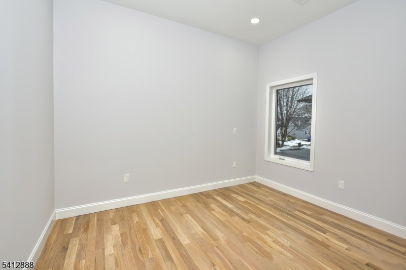 9 5th Street Fair Lawn, NJ 07410 - Photo 24 of 41