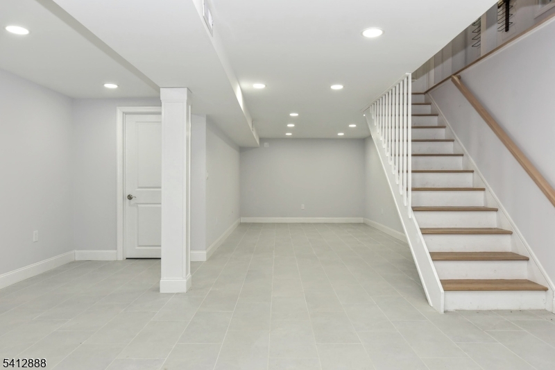 9 5th Street Fair Lawn, NJ 07410 - Photo 28 of 41