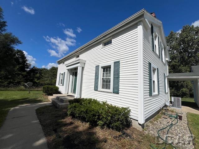 1010 West Valley Road Adrian, MI 49221 - Photo 5 of 42
