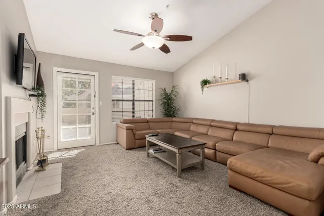 $2,250 | 6885 East Cochise Road, Unit 229, Paradise Valley, AZ 85253