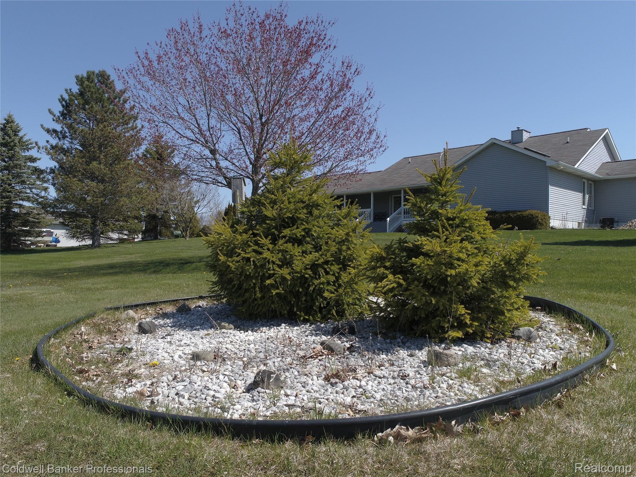 935 North Summers Road Imlay City, MI 48444 - Photo 18 of 73 back landscaping.JPG