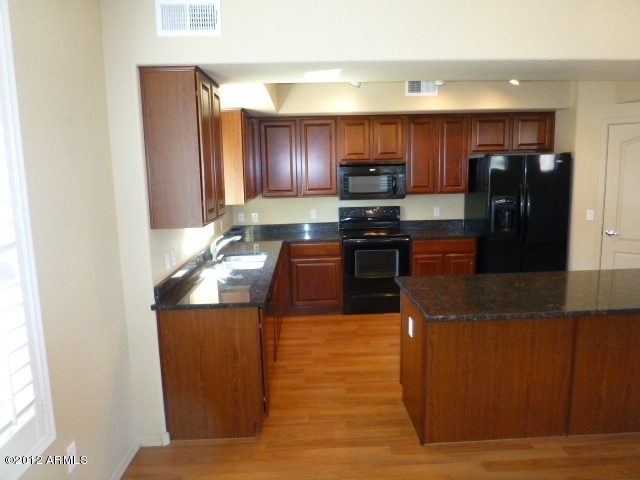 280 South Evergreen Road, Unit 1298 Tempe, AZ 85288 - Photo 29 of 51 p1020617