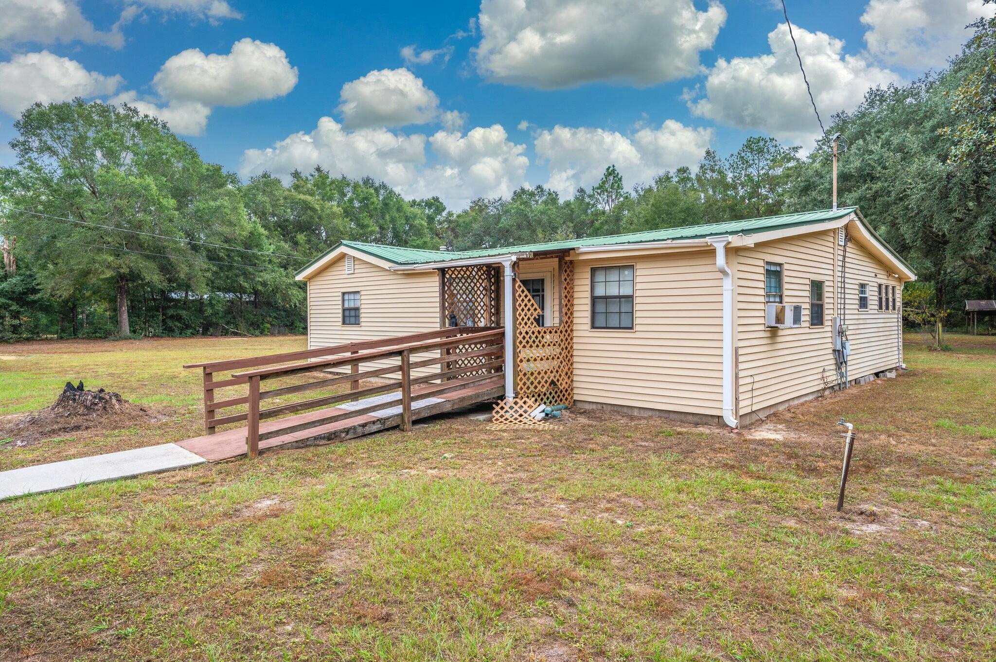 477 John King Road Crestview, FL 32539 - Photo 4 of 62 tempImageFvmSG4