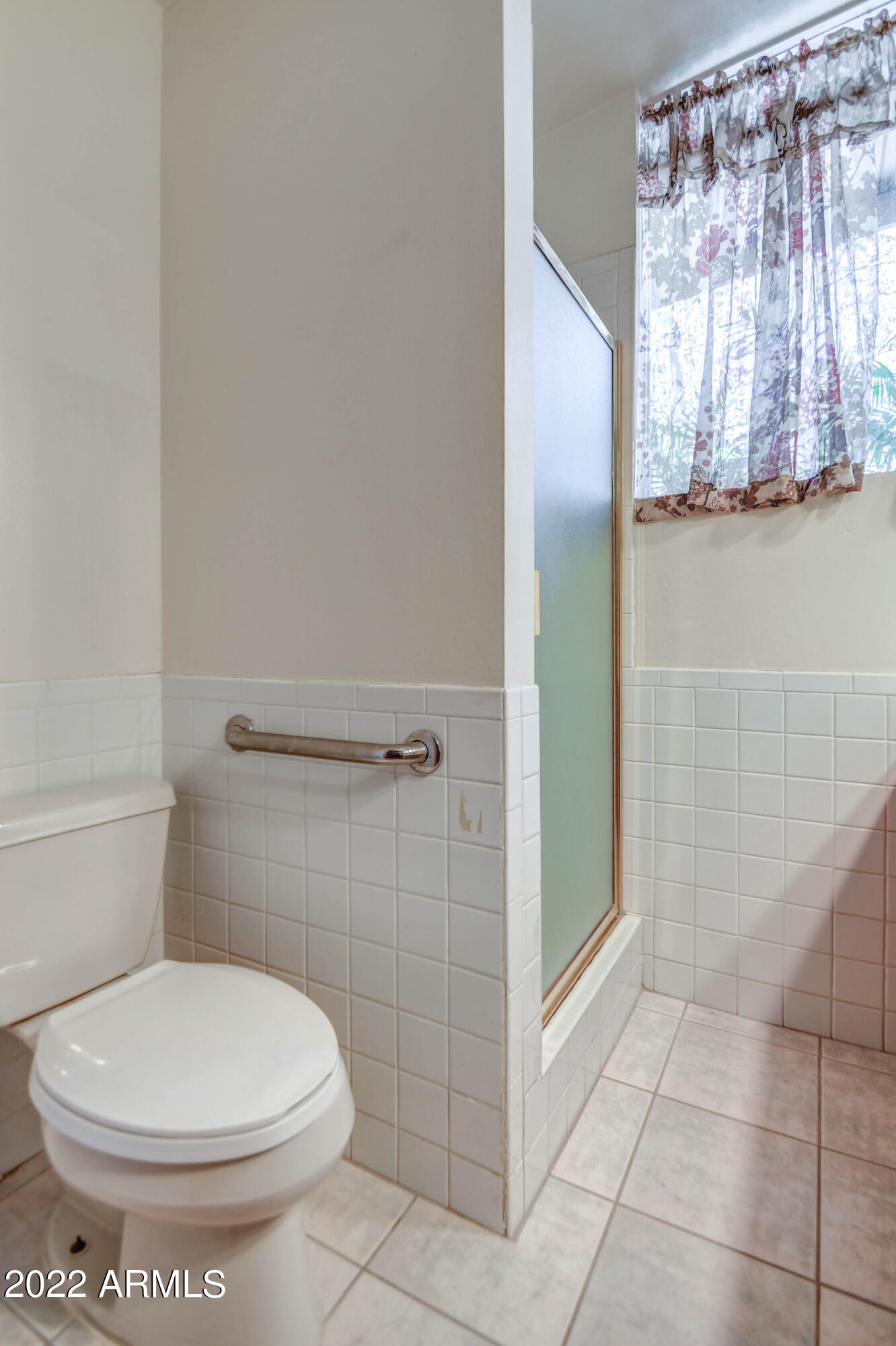 4115 East Coronado Road Phoenix, AZ 85008 - Photo 12 of 29 MASTER BATH