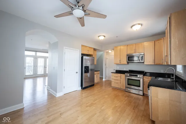 $2,499 | 515 East New York Street, Indianapolis, IN 46202