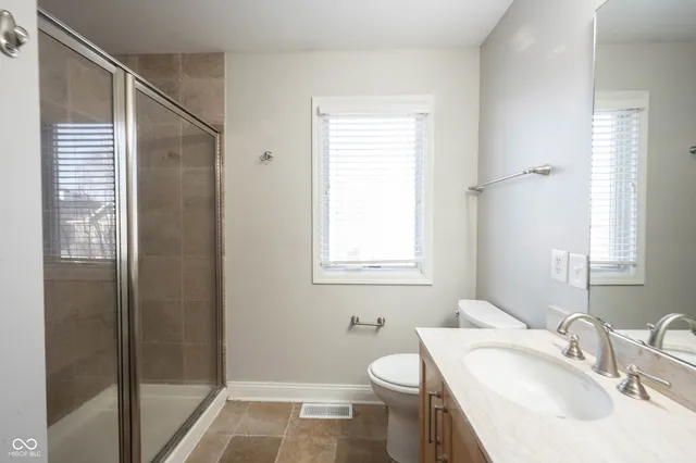 $2,499 | 515 East New York Street, Indianapolis, IN 46202