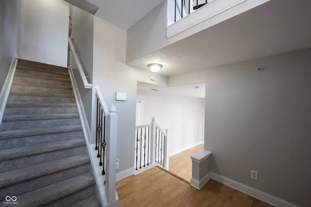 $2,499 | 515 East New York Street, Indianapolis, IN 46202