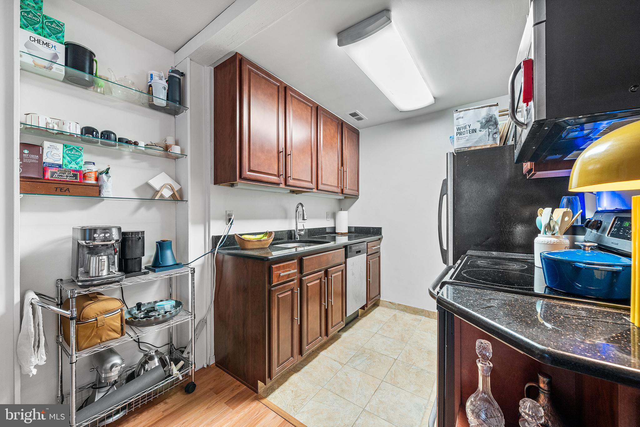 224-30 West Rittenhouse Square, Unit 1002 Philadelphia, PA 19103 - Photo 19 of 31