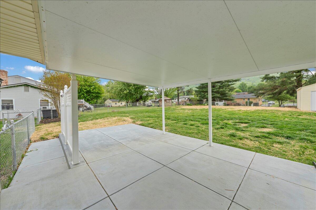 197 Apple Tree Road Roanoke, VA 24019 - Photo 36 of 45 31-MIB04140