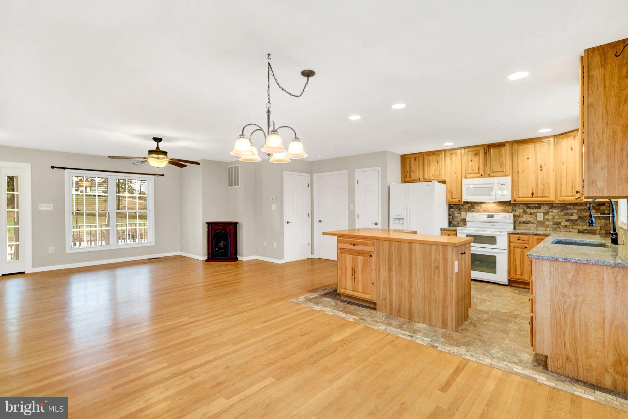 3277 Cabin Road Reva, VA 22735 - Photo 19 of 30 Interior (General)