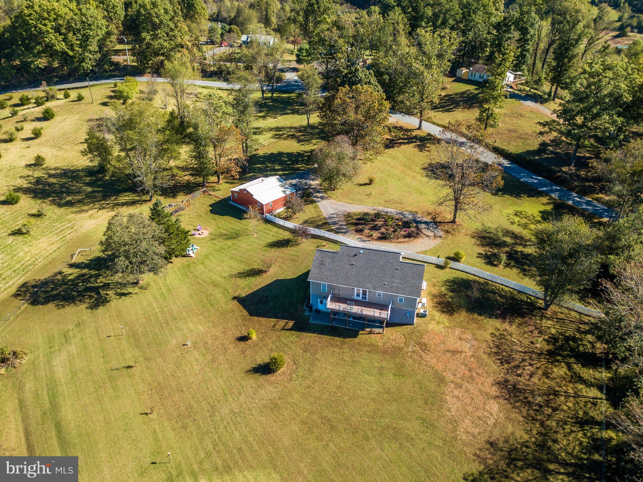 3277 Cabin Road Reva, VA 22735 - Photo 9 of 30 View