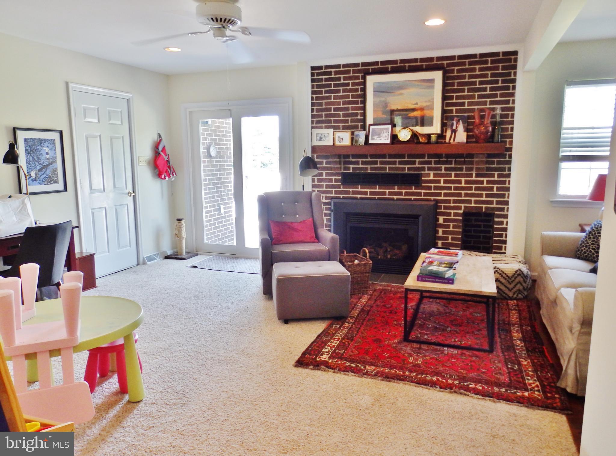 49945 Fenwick's Pride Lane Ridge, MD 20680 - Photo 20 of 64 Family Room